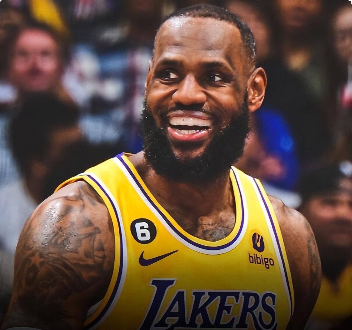 西汉姆训练开放日，今晨强势反弹引欢呼，NBA总决赛在即，赛季目标并未改变的简单介绍